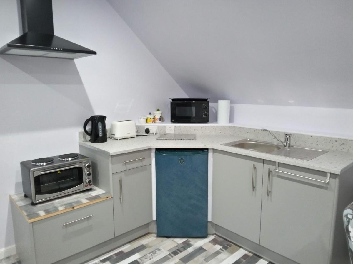 Lyza'S Loft Apartment Kilcoo Bagian luar foto
