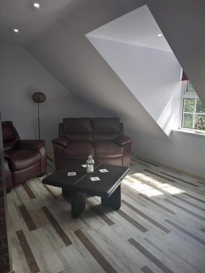Lyza'S Loft Apartment Kilcoo Bagian luar foto