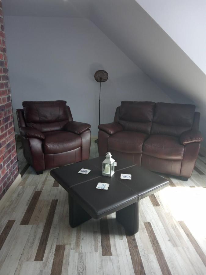 Lyza'S Loft Apartment Kilcoo Bagian luar foto